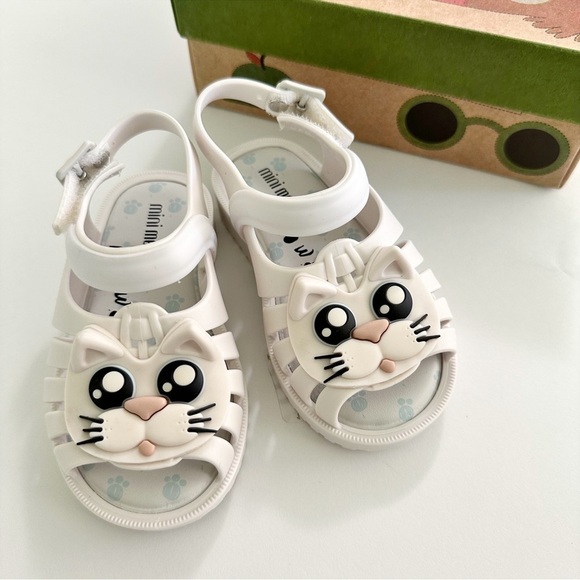Mini Melissa White Cat Sandals - Picture 1 of 8